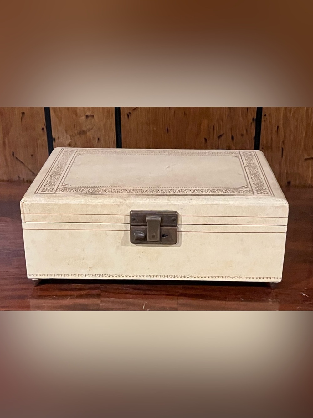 Vintage, Thorens Musical Jewelry Box with Metal Latch